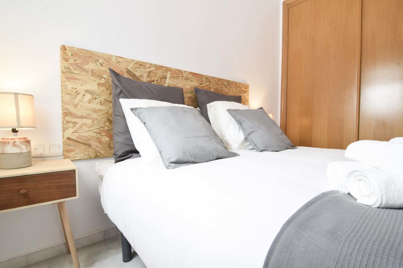 P&P Apartaments Carrera De Capuchinos Malaga Bagian luar foto