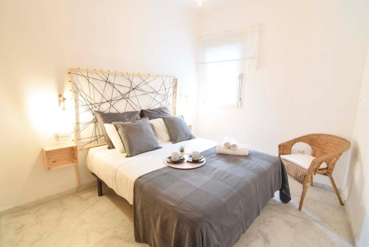P&P Apartaments Carrera De Capuchinos Malaga Bagian luar foto