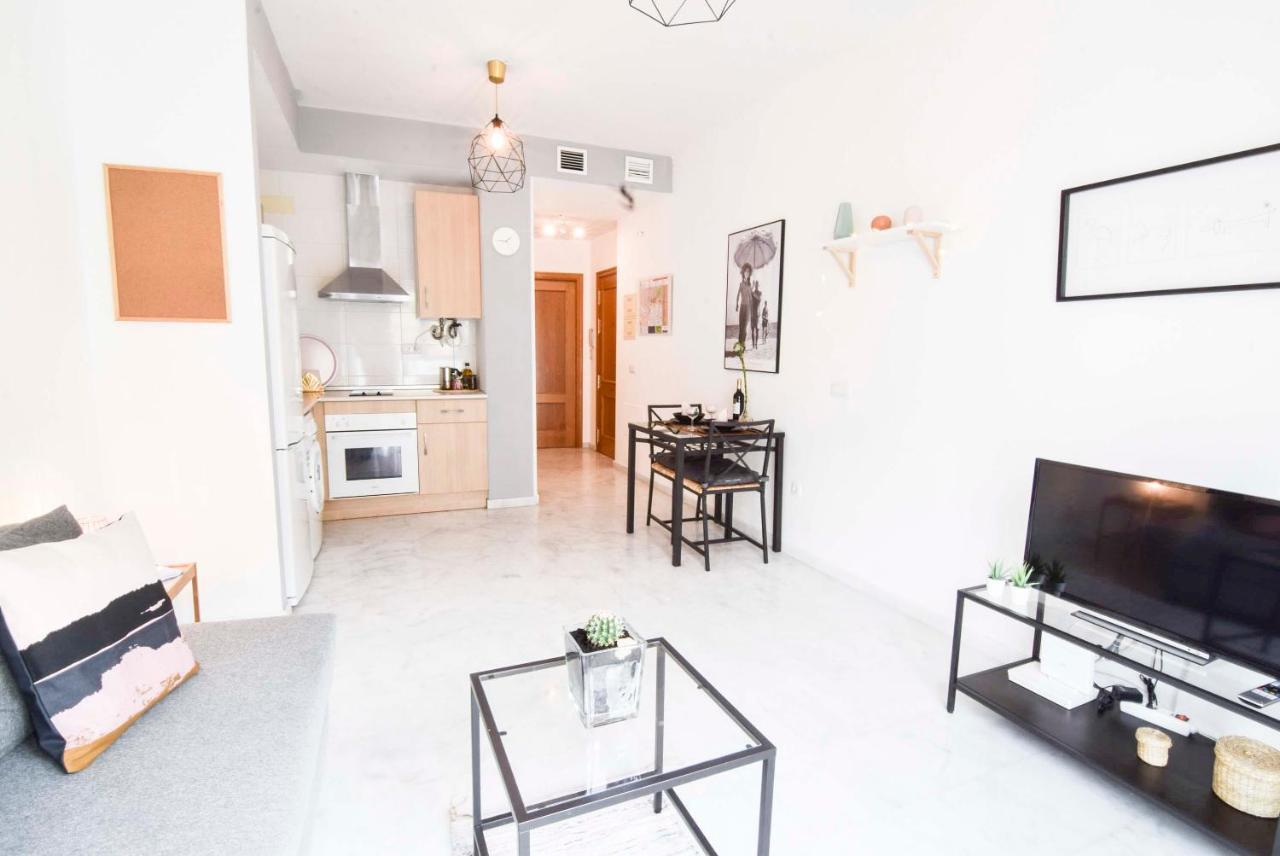 P&P Apartaments Carrera De Capuchinos Malaga Bagian luar foto