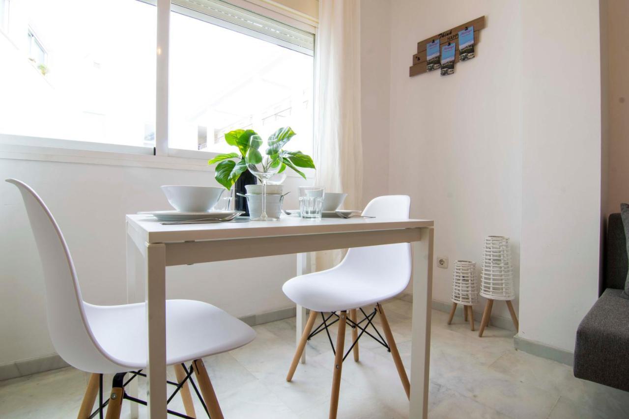 P&P Apartaments Carrera De Capuchinos Malaga Bagian luar foto